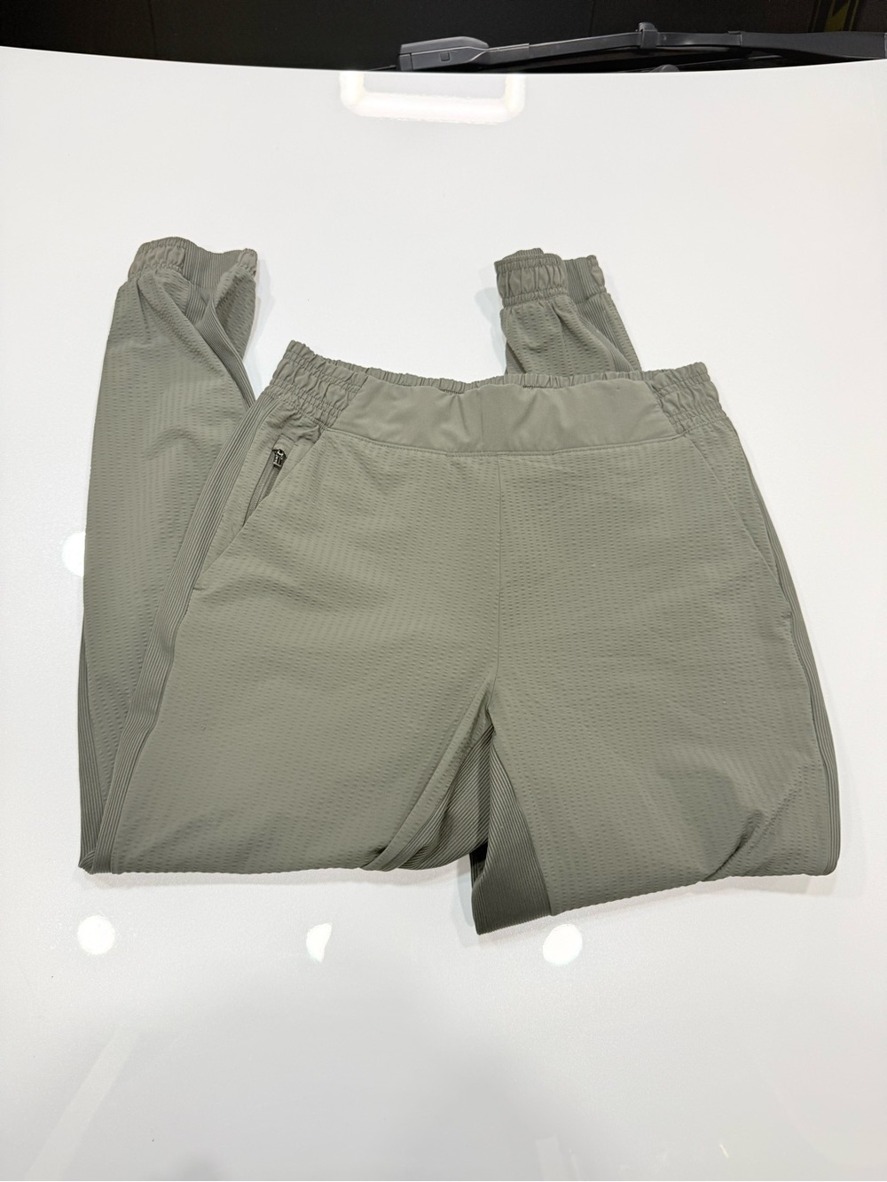 Athleta Textured Brooklyn Joggers 4 P gray